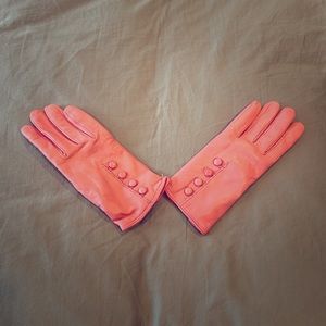 Italian leather + cashmere gloves made in Italy